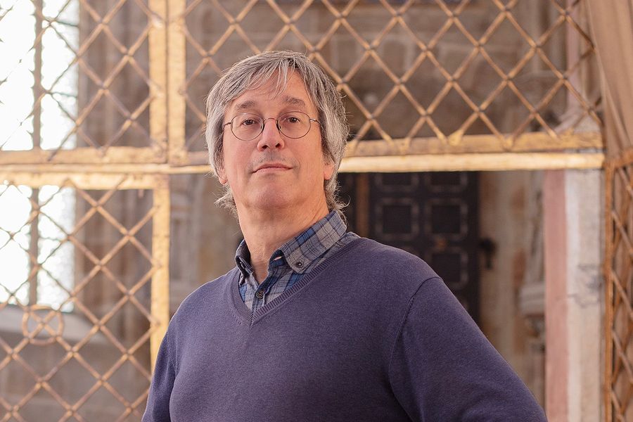 Herr Dr. Hauswald ist Dombaumeister im Dom zu Meißen.