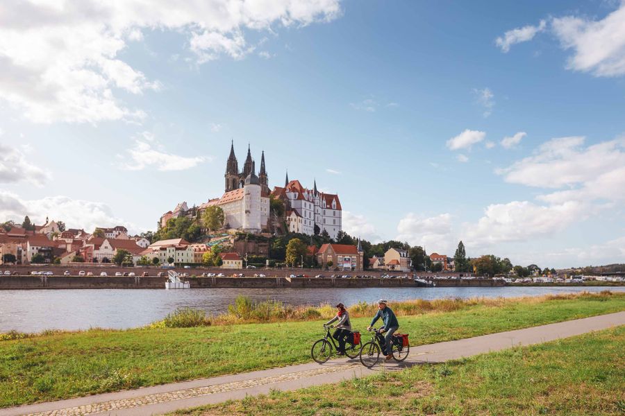 Elberadweg an der Albrechtsburg in Meißen